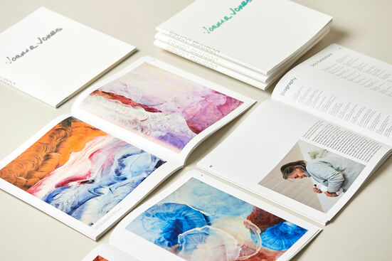 Gestaltung und Produktion des Kunstkatalogs für Joanna Jones